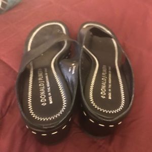 Donald Pliner Sandals